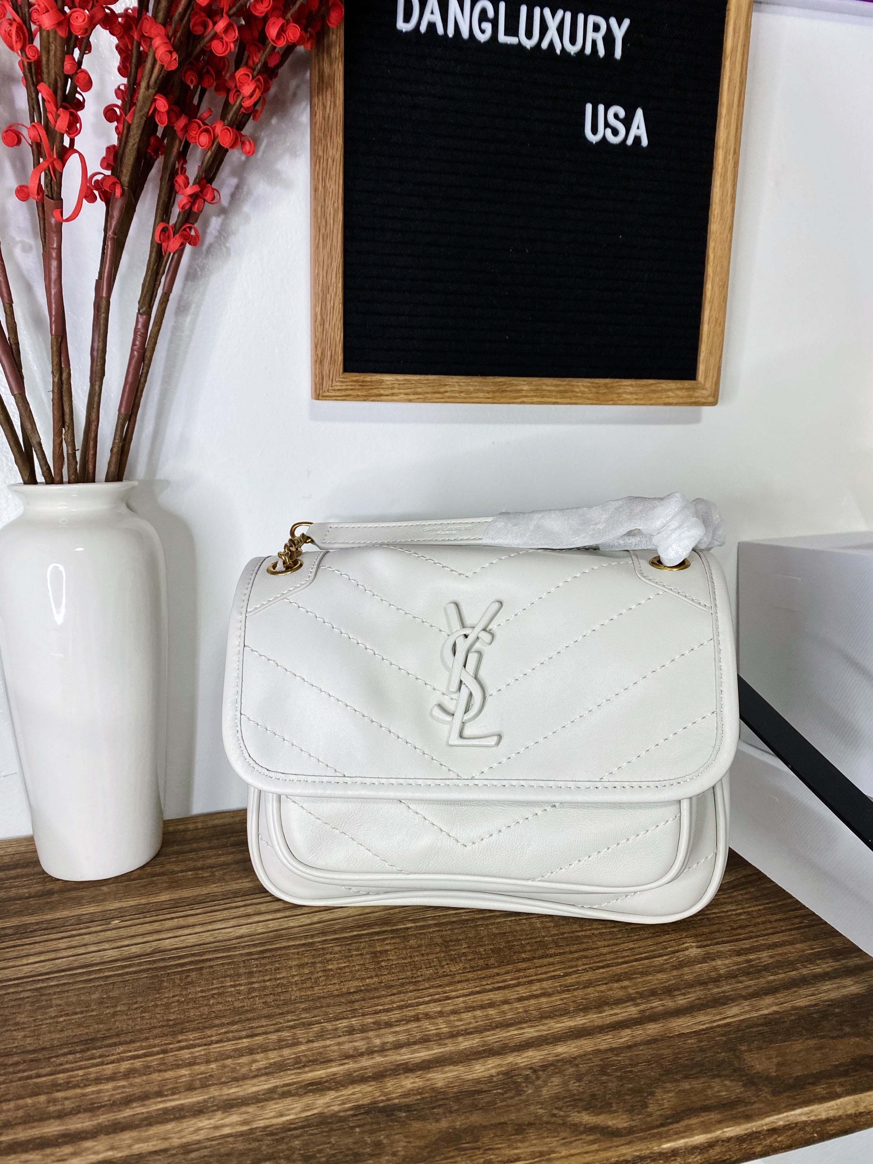 TOP Yves Saint Laurent YSL Nikki Small - OFF WHITE