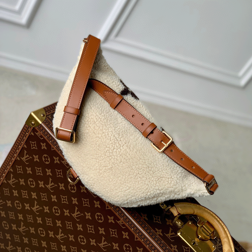 LV SKI Bumbag(Replica)