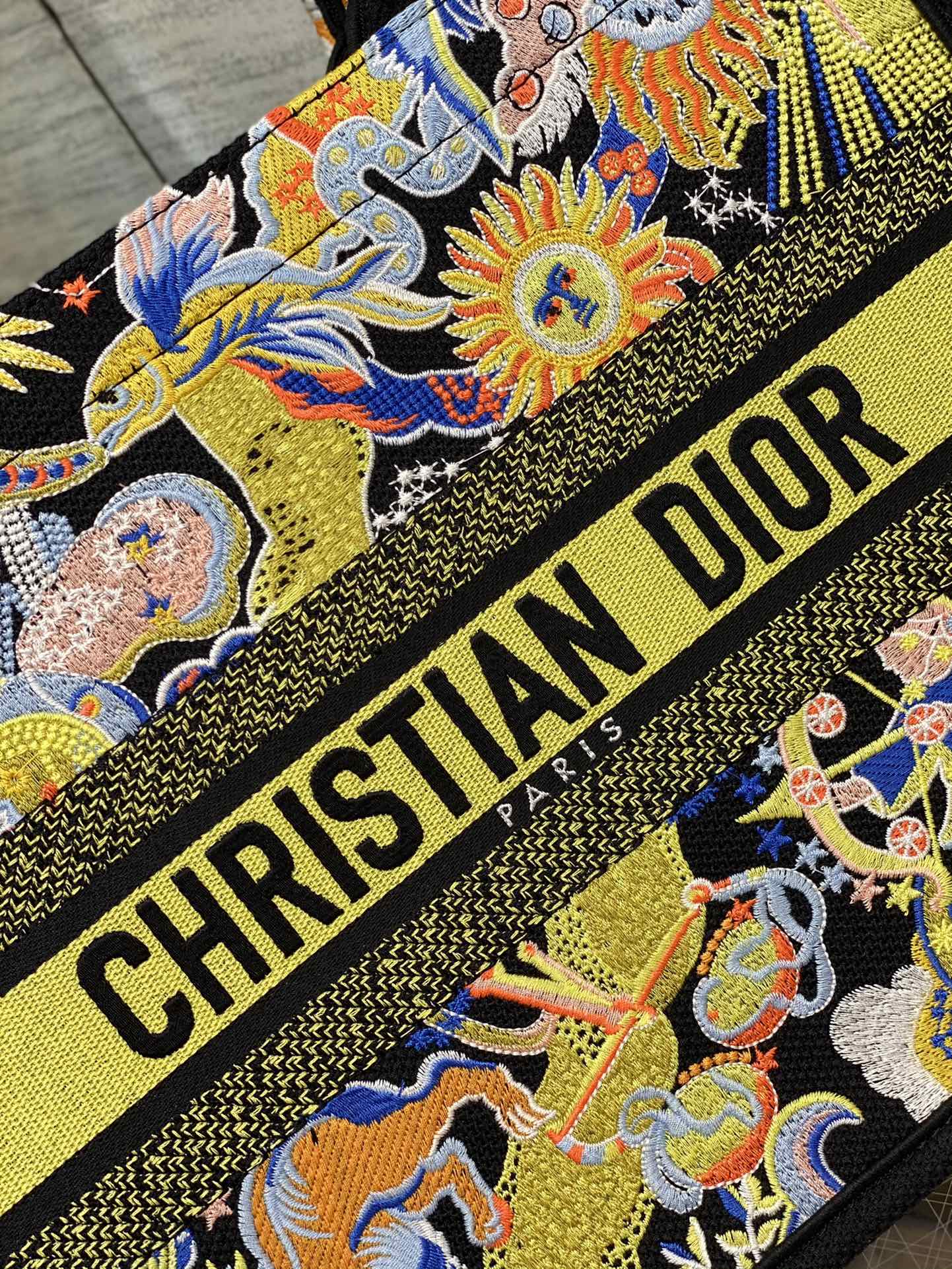 TOP Christian Dior Book Tote Bag Zodiac Fantasitico Medium 36.5cm - Black Multicolored