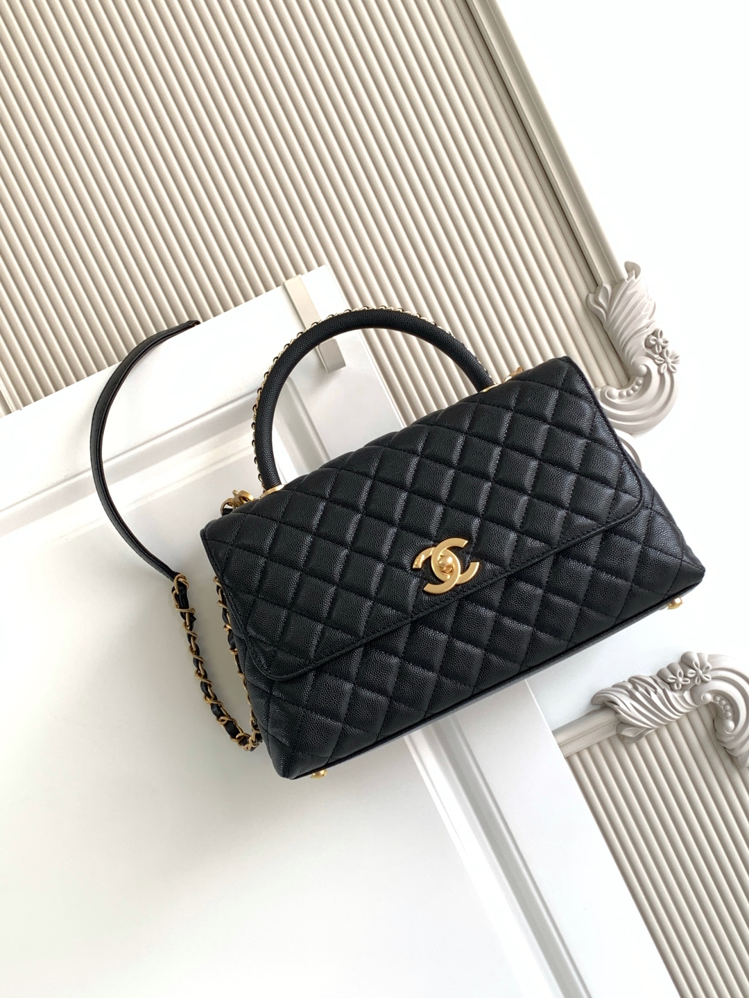 TOP CHANEL CoCo Handle Bag Carviar 29CM - 11 Colors & GHW