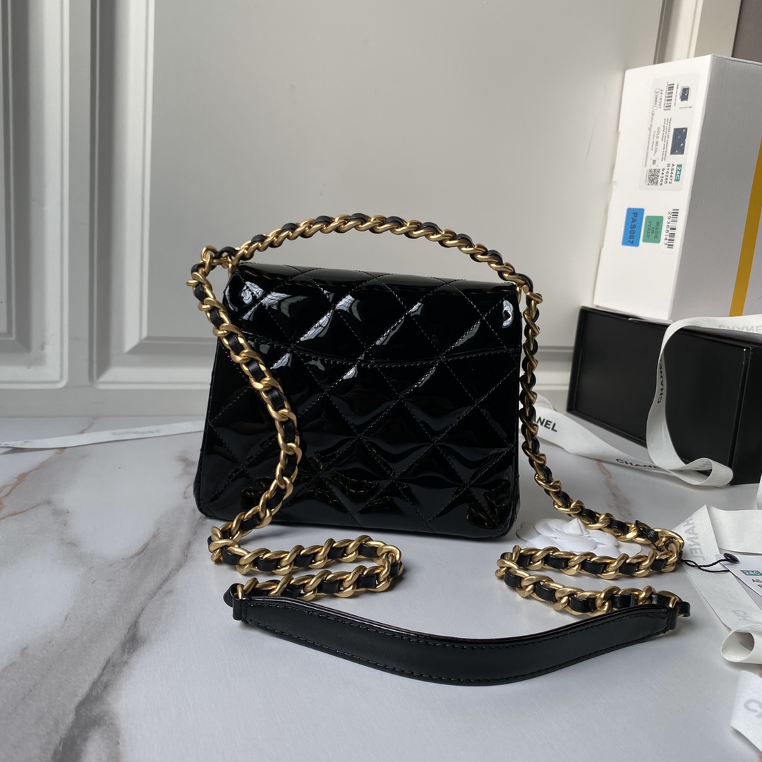 TOP CHANEL 24S patent Leather Handbag 18cm - Black&GHW