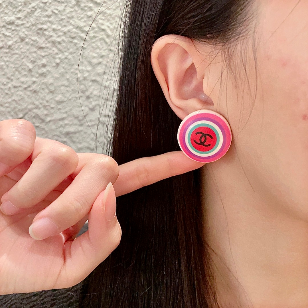 TOP CHANEL  Earrings- Pink