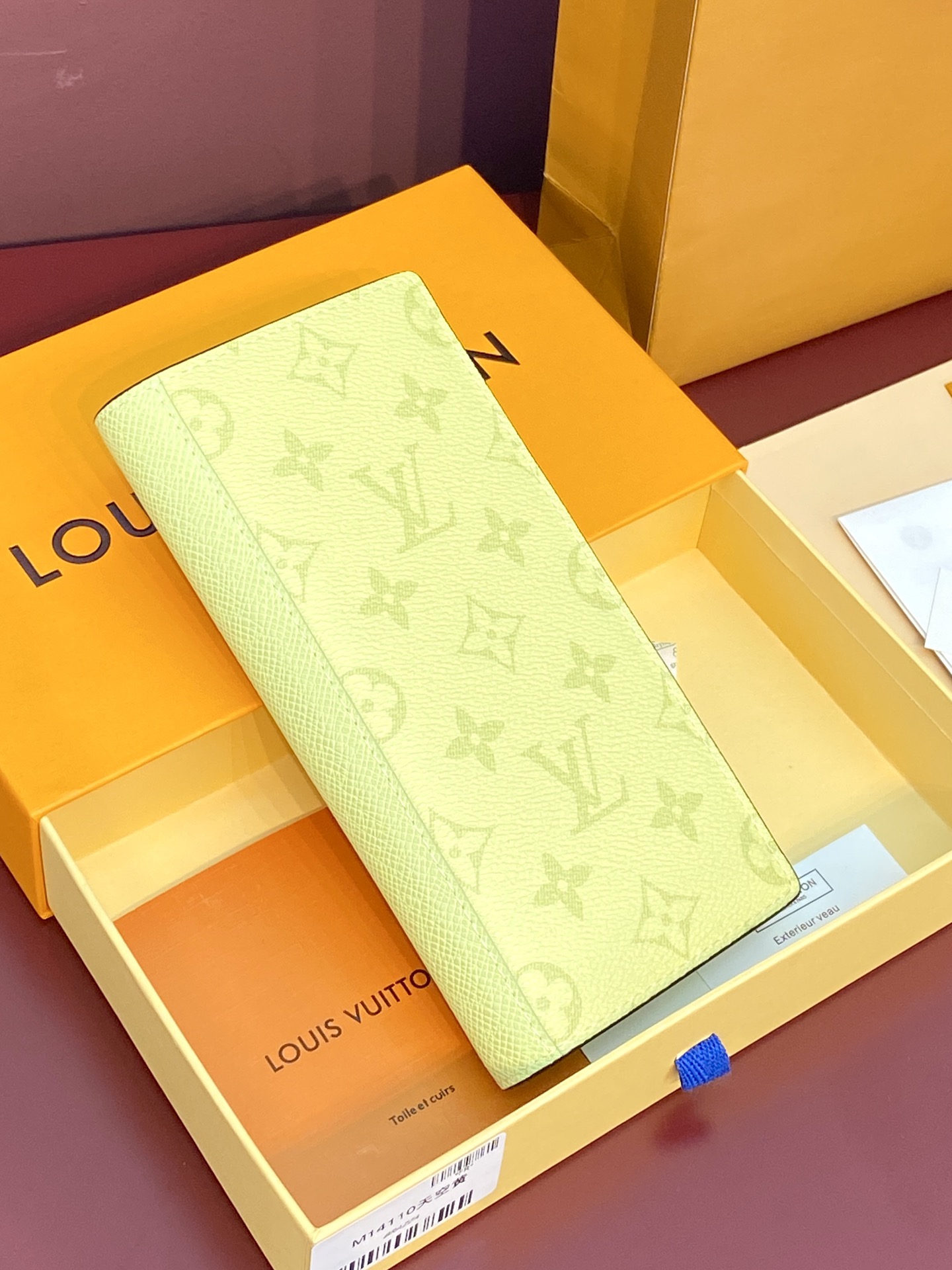 TOP Louis Vuitton LV Brazza Long Wallet 10*19*2cm - 2 Color