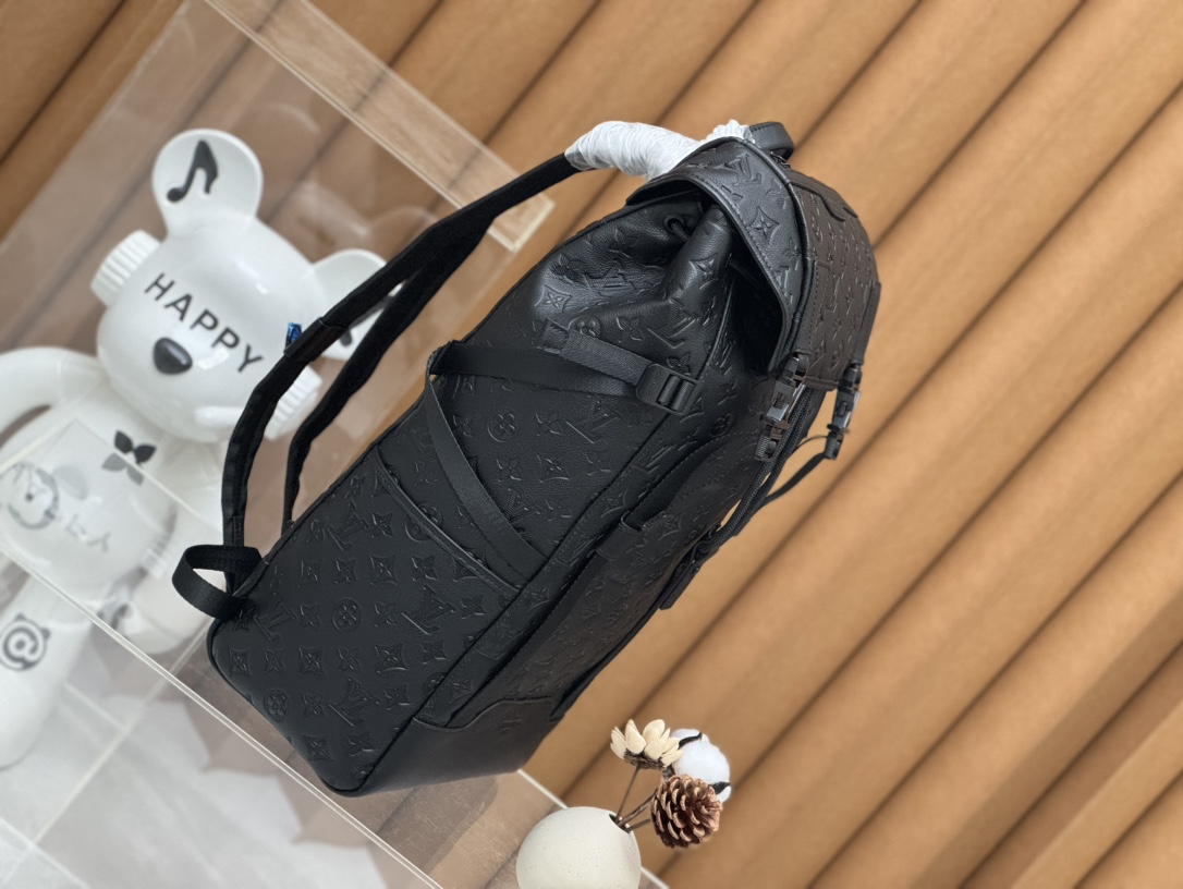 TOP Louis Vuitton LV Getaway Backpack Monogram Shadow Calfskin 29x50x15cm - Black