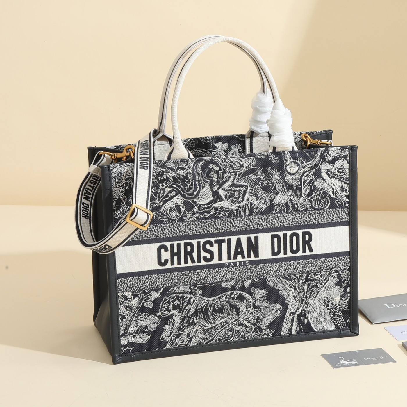 TOP Christian Dior Book Tote Bag Tiger 26.5x21x14cm/36x27x16.2cm - Black
