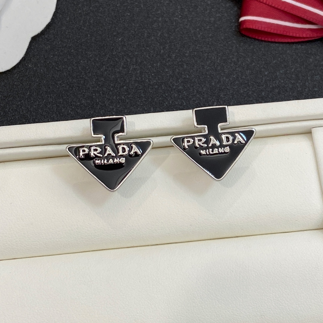 TOP PRADA Earrings - 4 Colour