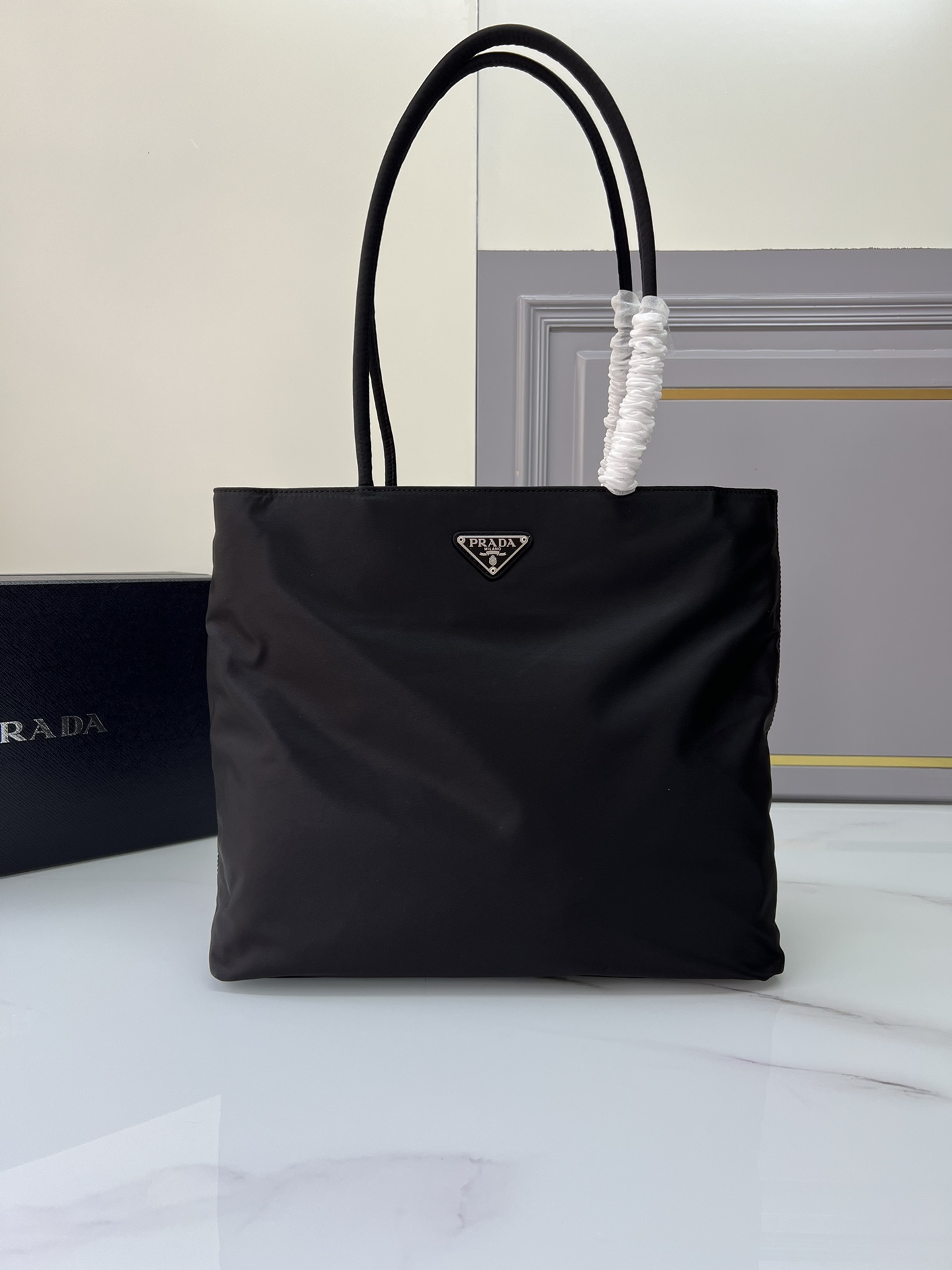 TOP PRADA Nylon Tote Bag 35x30x10cm - Black