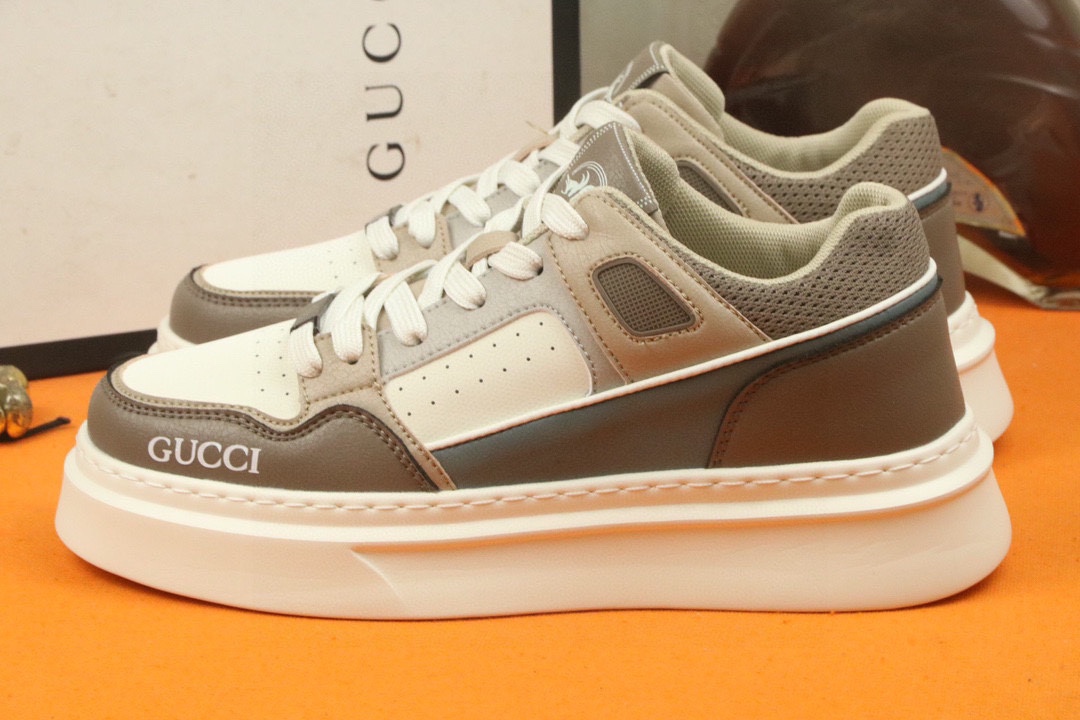 TOP GUCCI  SNEAKER-2 Colors