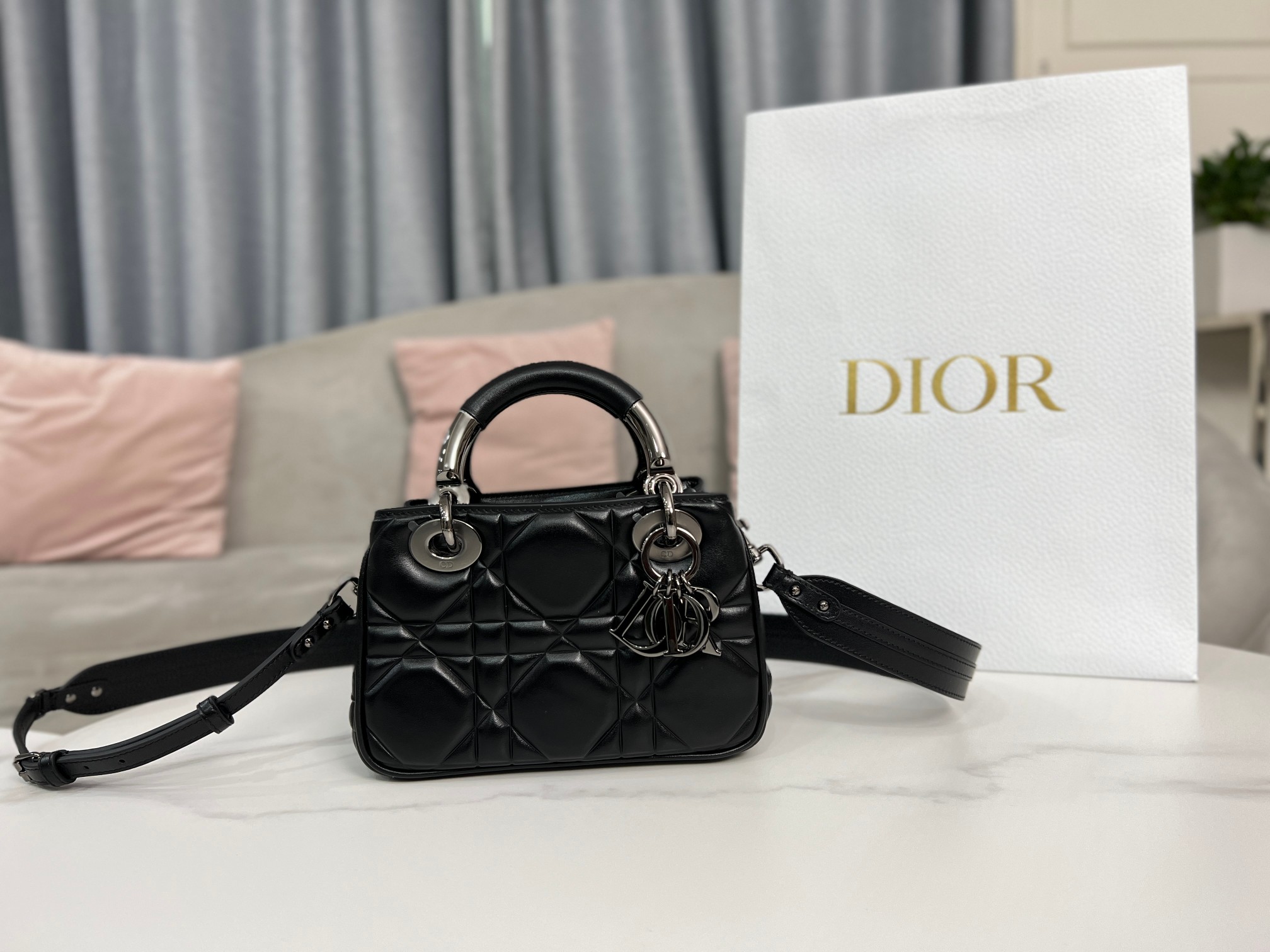 TOP Christian Dior Lady Christian Dior HandBag Small 19*13*8cm - Black