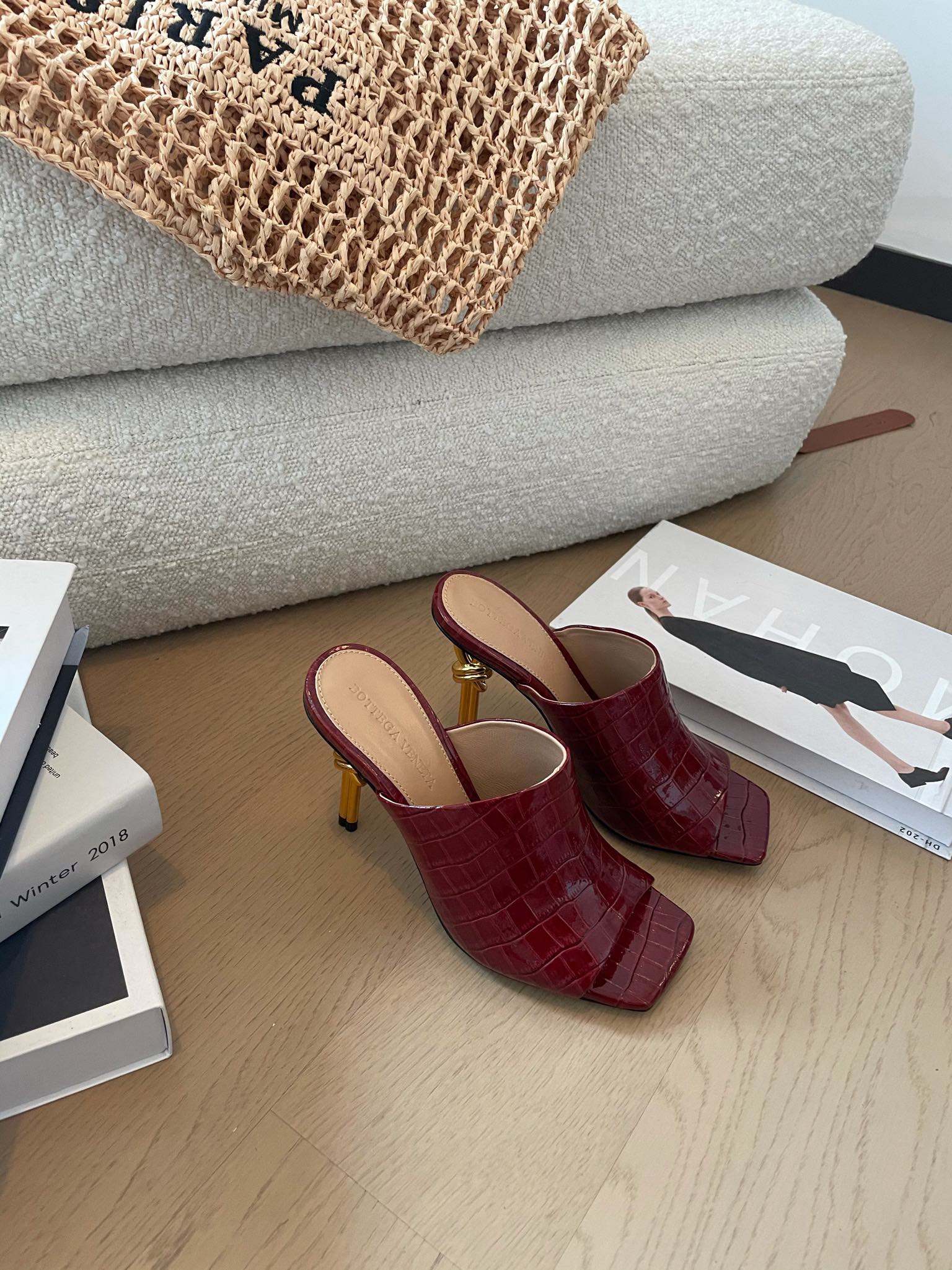 TOP Bottega Veneta BV Slippers with Metal Heel - 3 Color