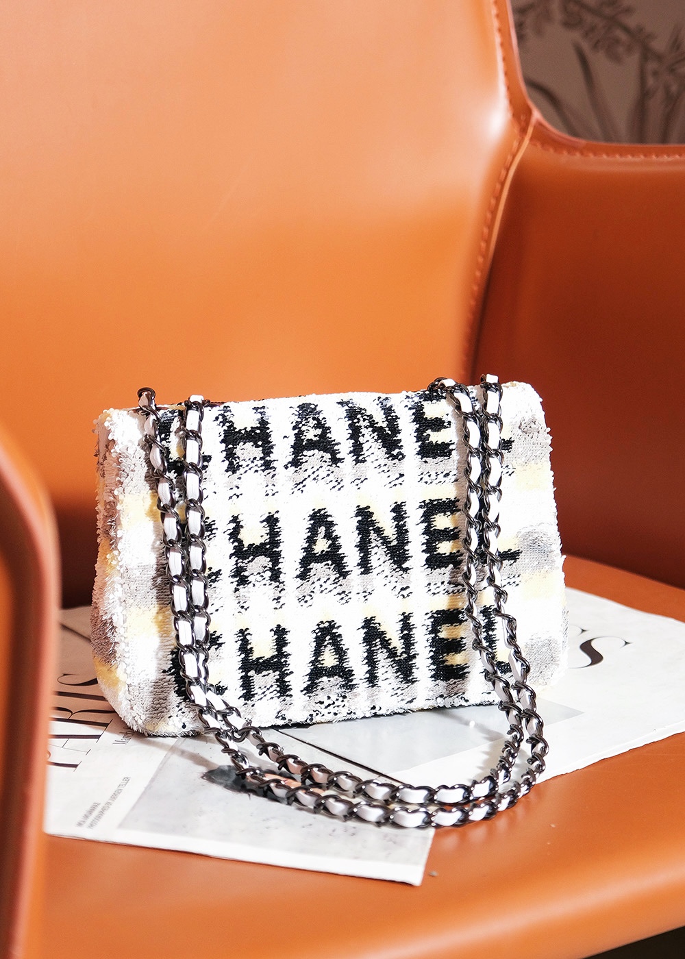 TOP CHANEL Lambskin Flap Bag with Sequins 20cm/25cm - White