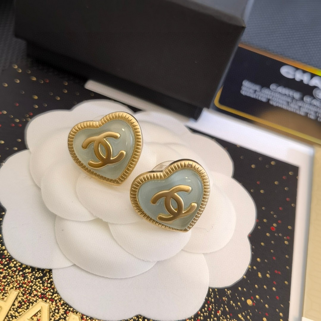 TOP CHANEL Double C Earrings - Gold