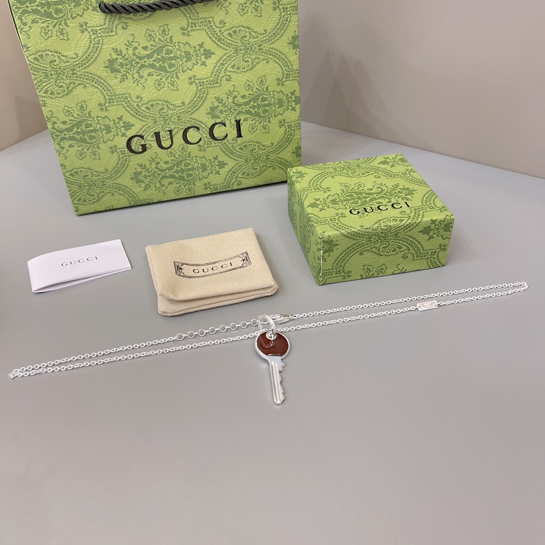 TOP GUCCI Key Necklace - 2 Colors
