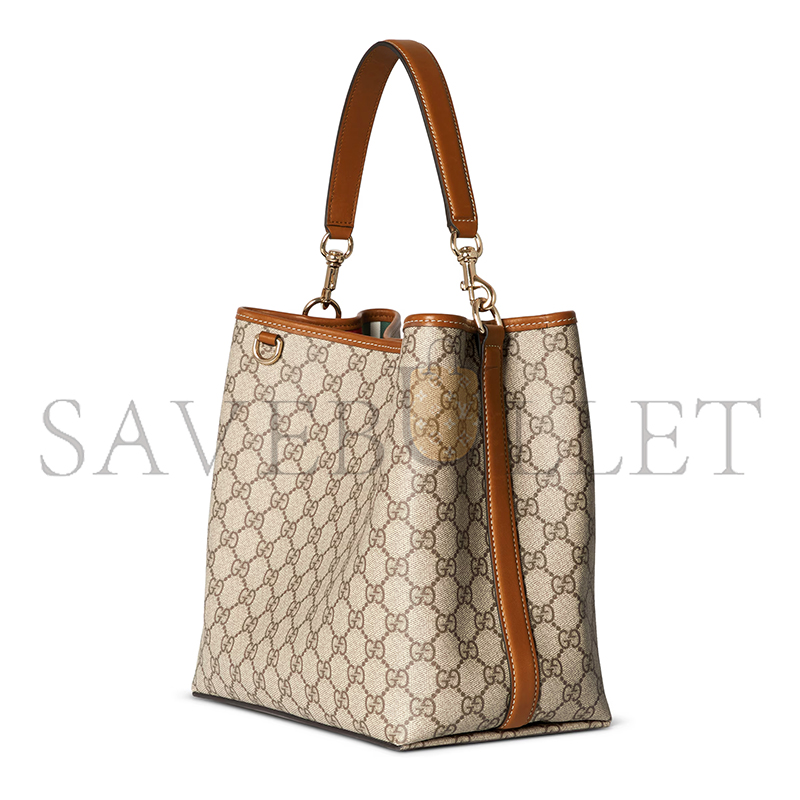 GUCCI GG EMBLEM MEDIUM BUCKET BAG 815103 (25*25*15.5cm)
