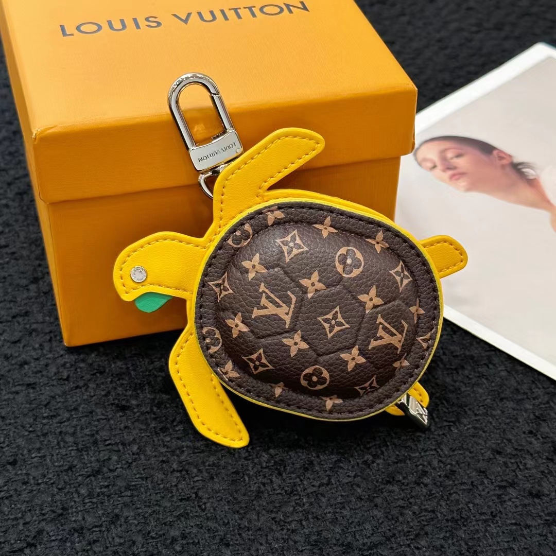 TOP Louis Vuitton LV Turtle Key Chain-3 Colors
