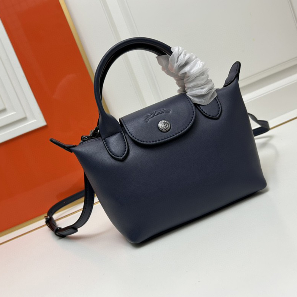 Long Champ Le Pliange Cuir Bag  (Replica)