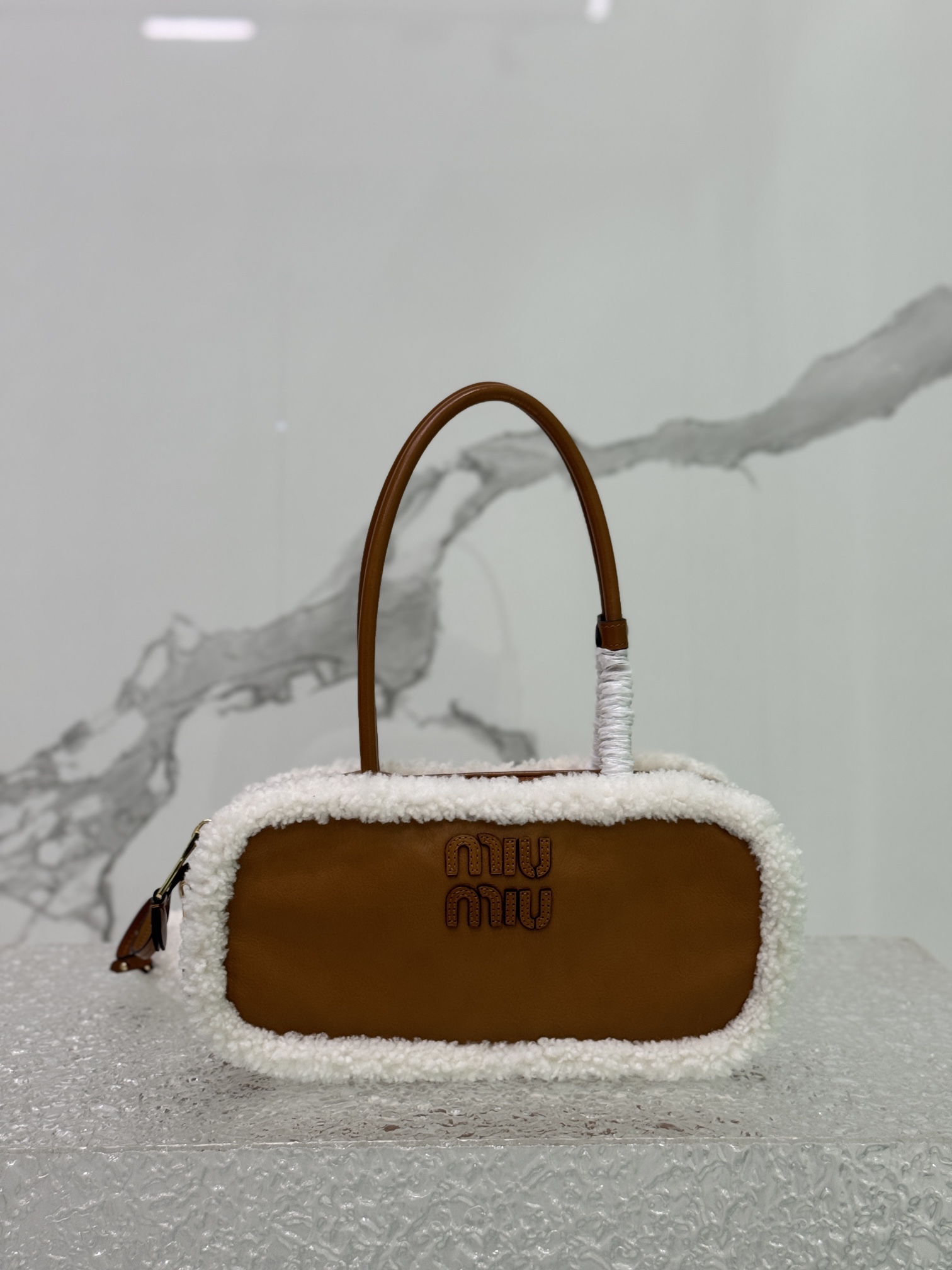 TOP Miu Miu Briefcase Calfskin/Lambswool 29x17x9cm/34x10x23cm - Brown