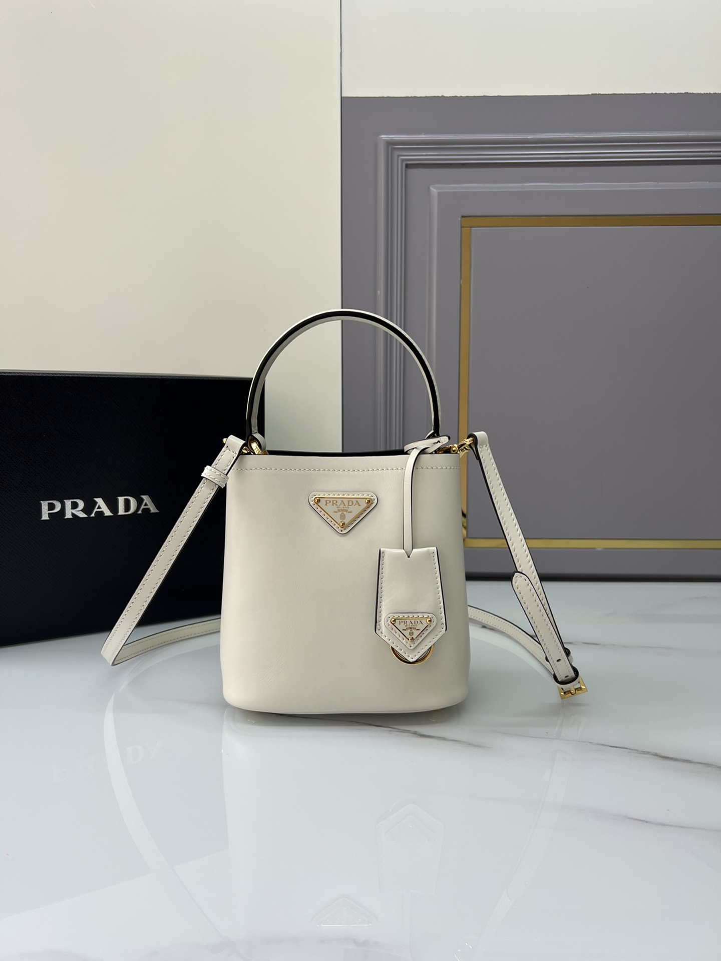 TOP PRADA Panier Bag Plain Cowhide Leather with lambskin Lining 15x16x9.5cm - 3 Color