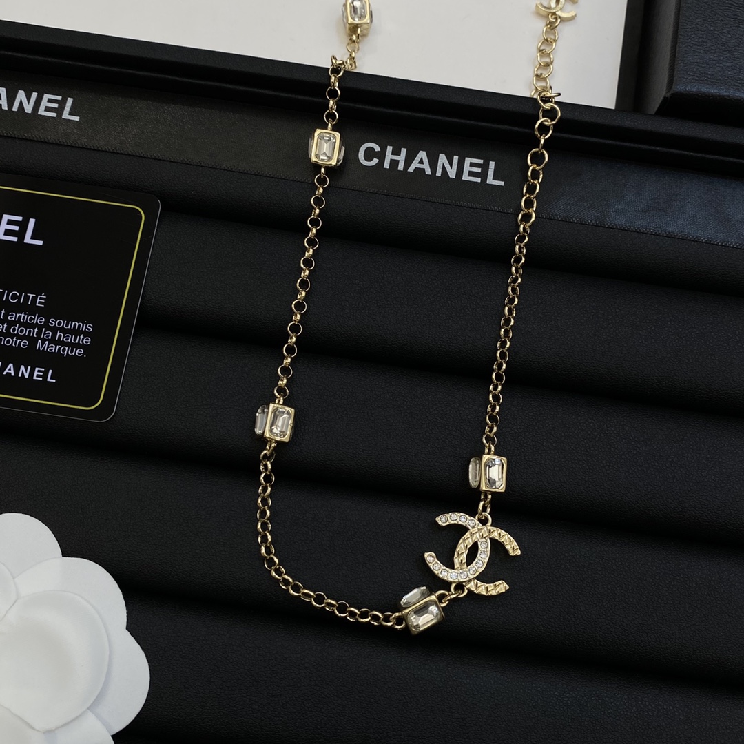 TOP CHANEL CC Necklace - 2 Color
