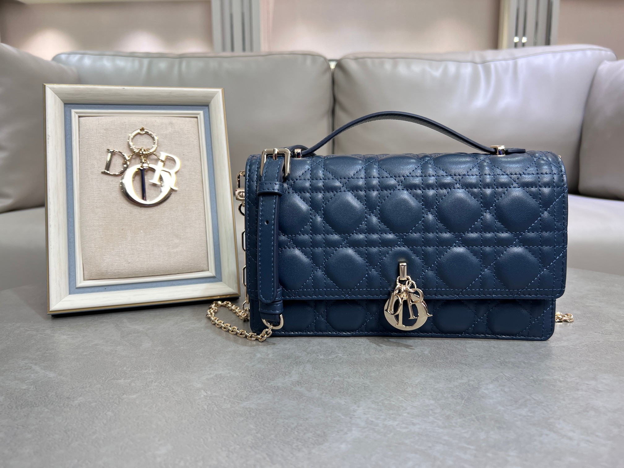 TOP Christian Dior Miss Bag Sheepskin 24x14x7.5cm - Dark Blue