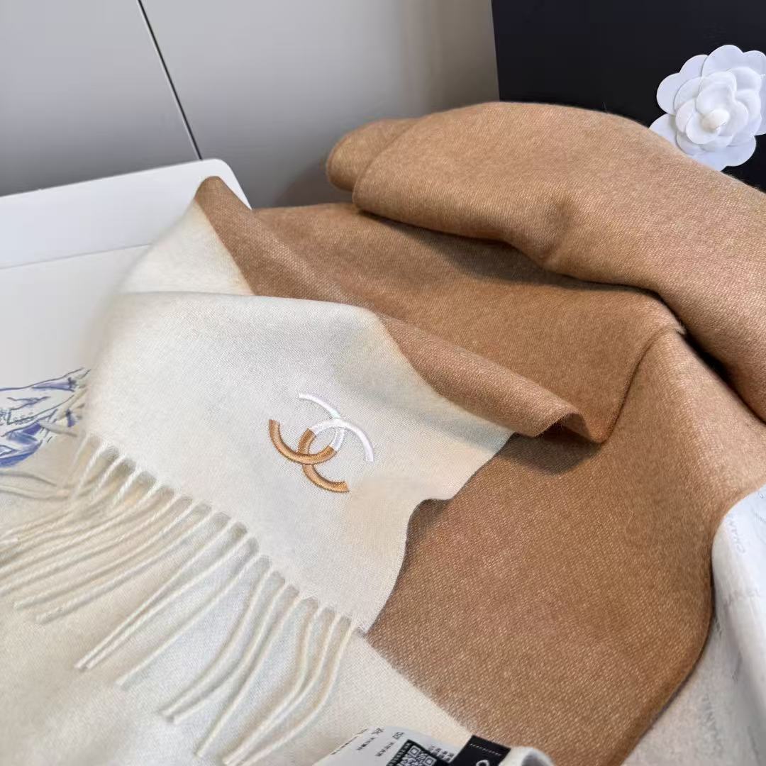 Chanel Cashmere ripple scarf (Replica)