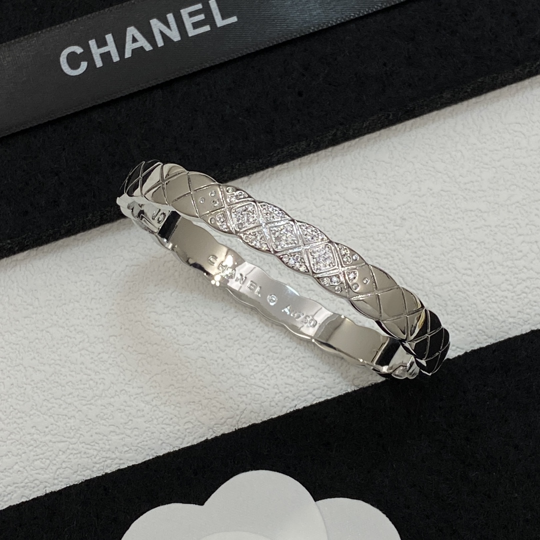 TOP CHANEL Bracelet - 2 Colors