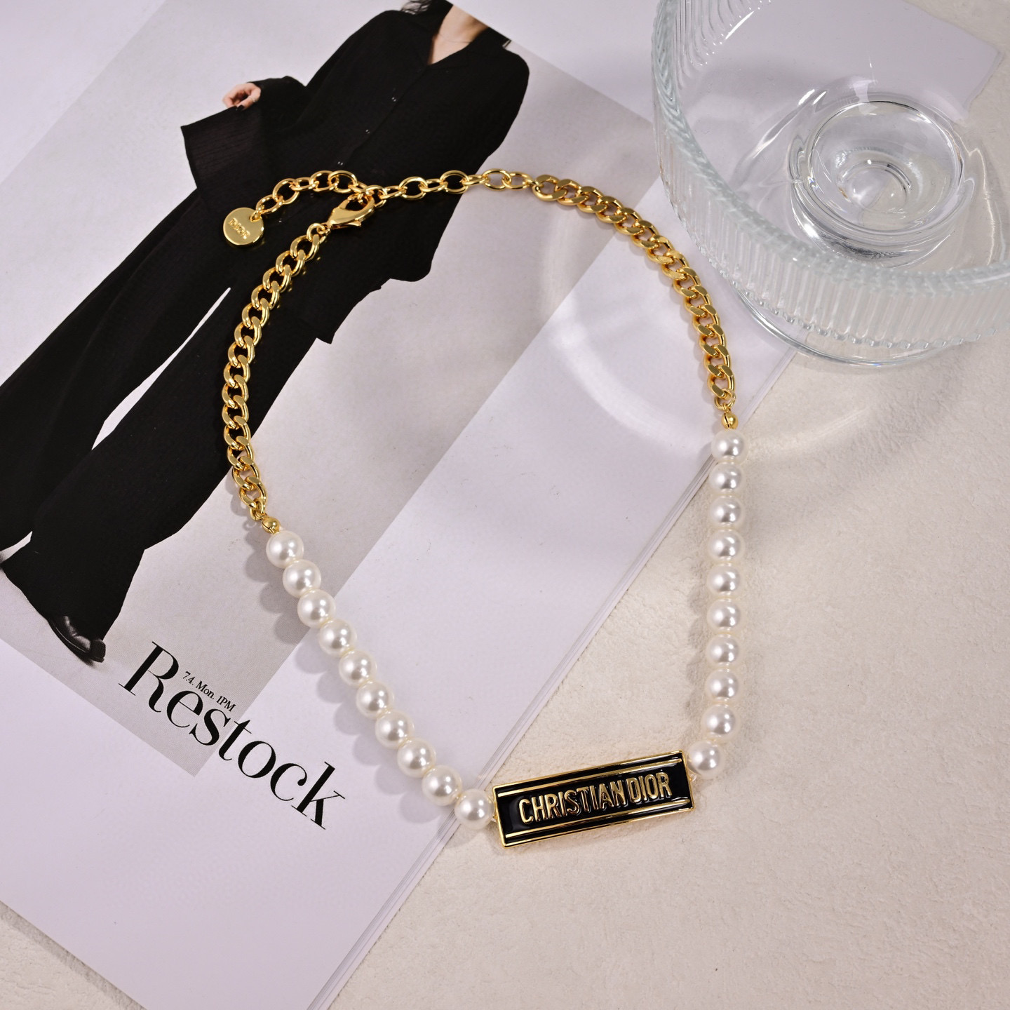 TOP Christian Dior Pearl Necklace - Gold