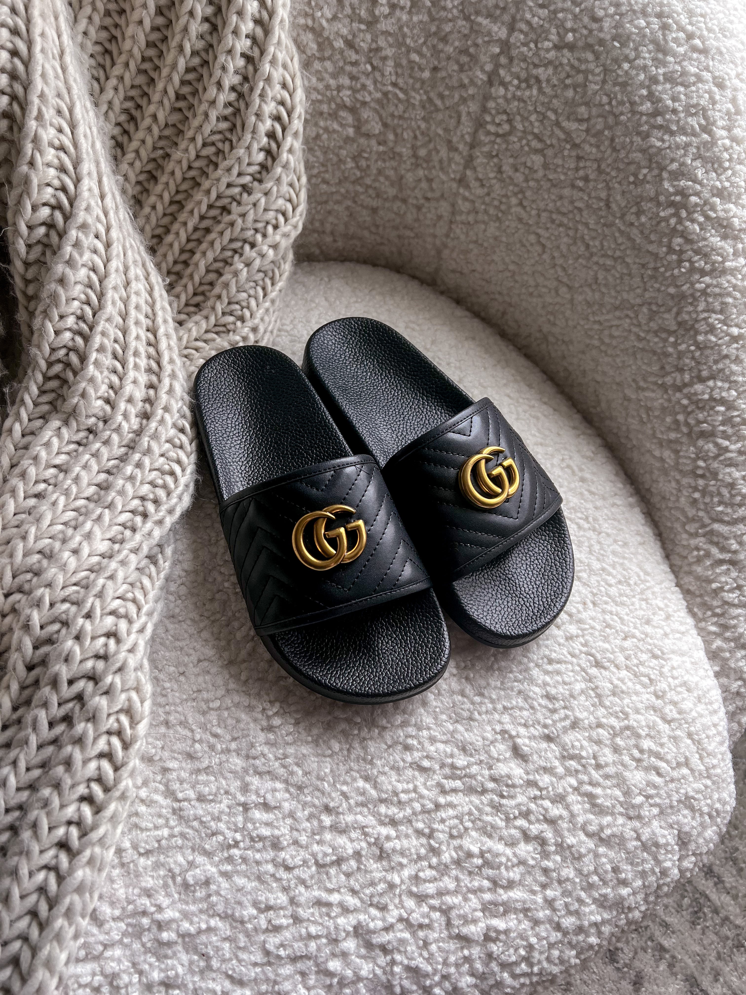 TOP GUCCI G*G Marmont Black Slides - Size 37/7USA