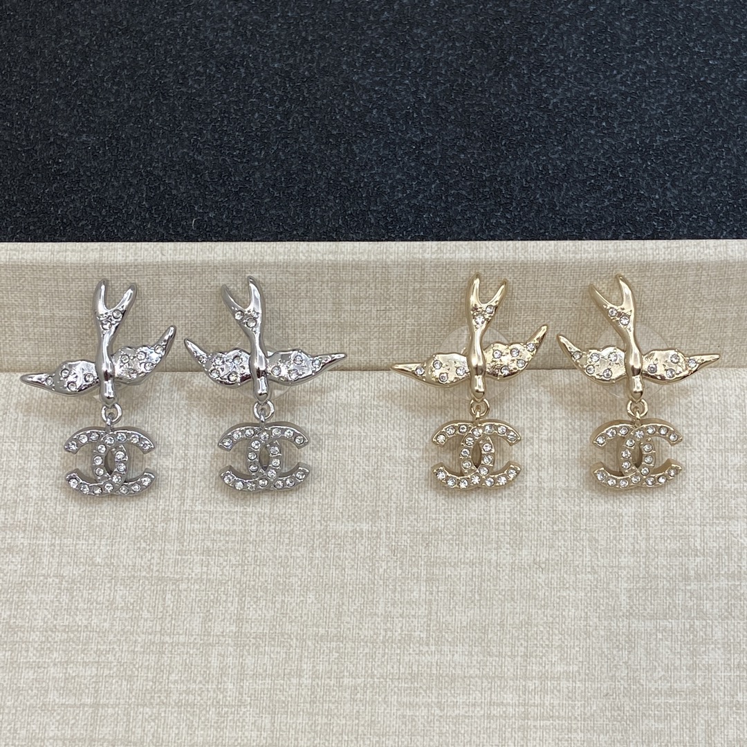 TOP CHANEL Earrings- 2 Colors