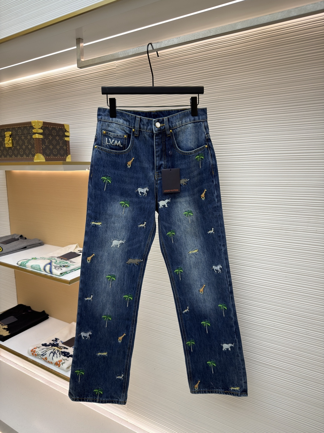 LOUIS VUITTON 满幅动物植物刺绣牛仔长裤