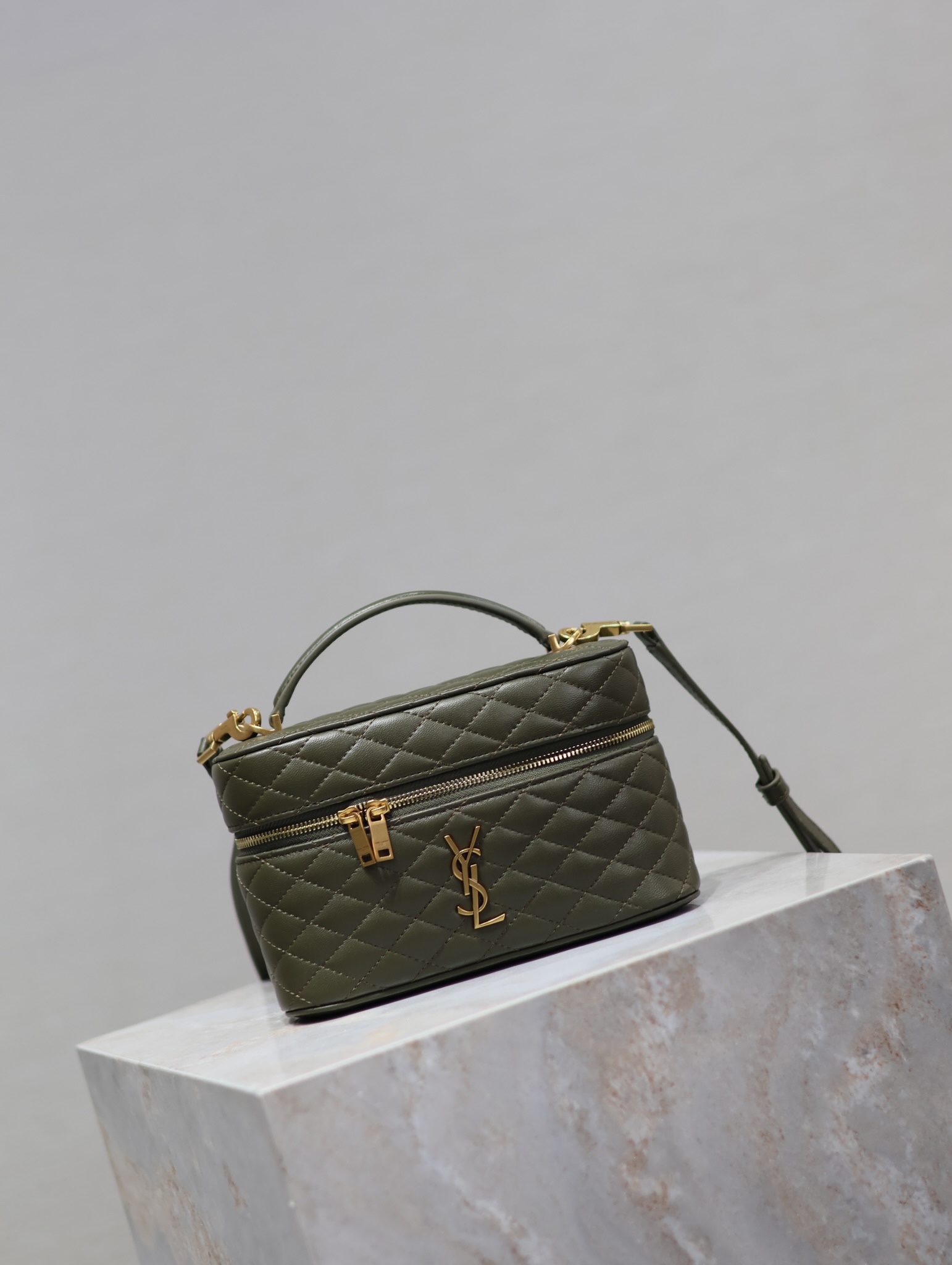TOP Yves Saint Laurent YSL Gaby Mini Makeup Bag 18x11x6.5cm - Green&GWH