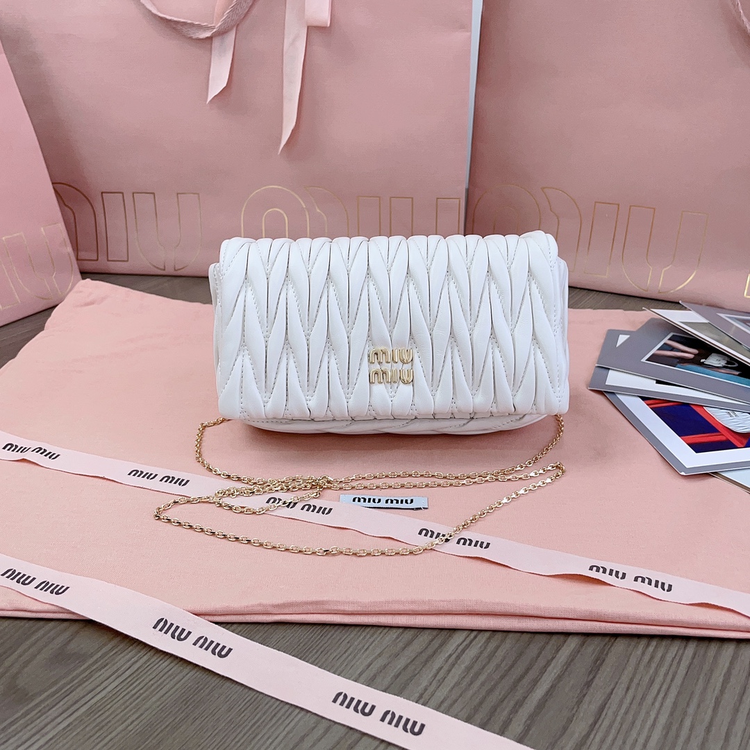 TOP Miu Miu Lambskin Chain Bag 18 X9.5 X 4 cm - 3 Color