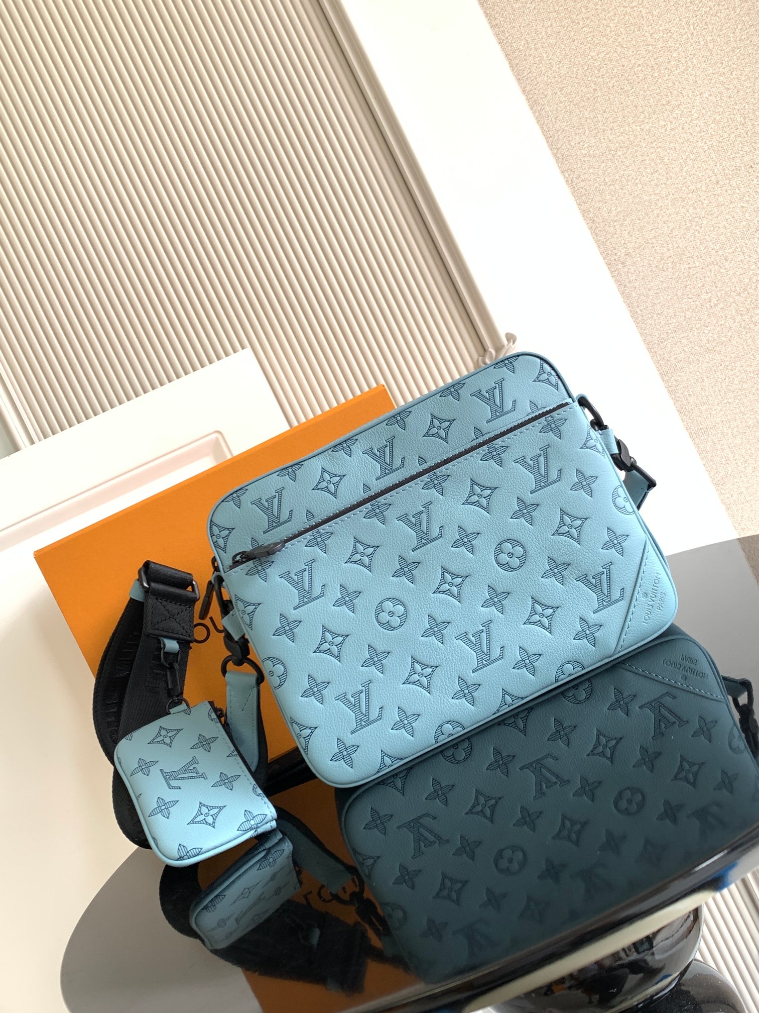 TOP Louis Vuitton LV Trio Messenger Bag 25x18.5x7cm - Blue