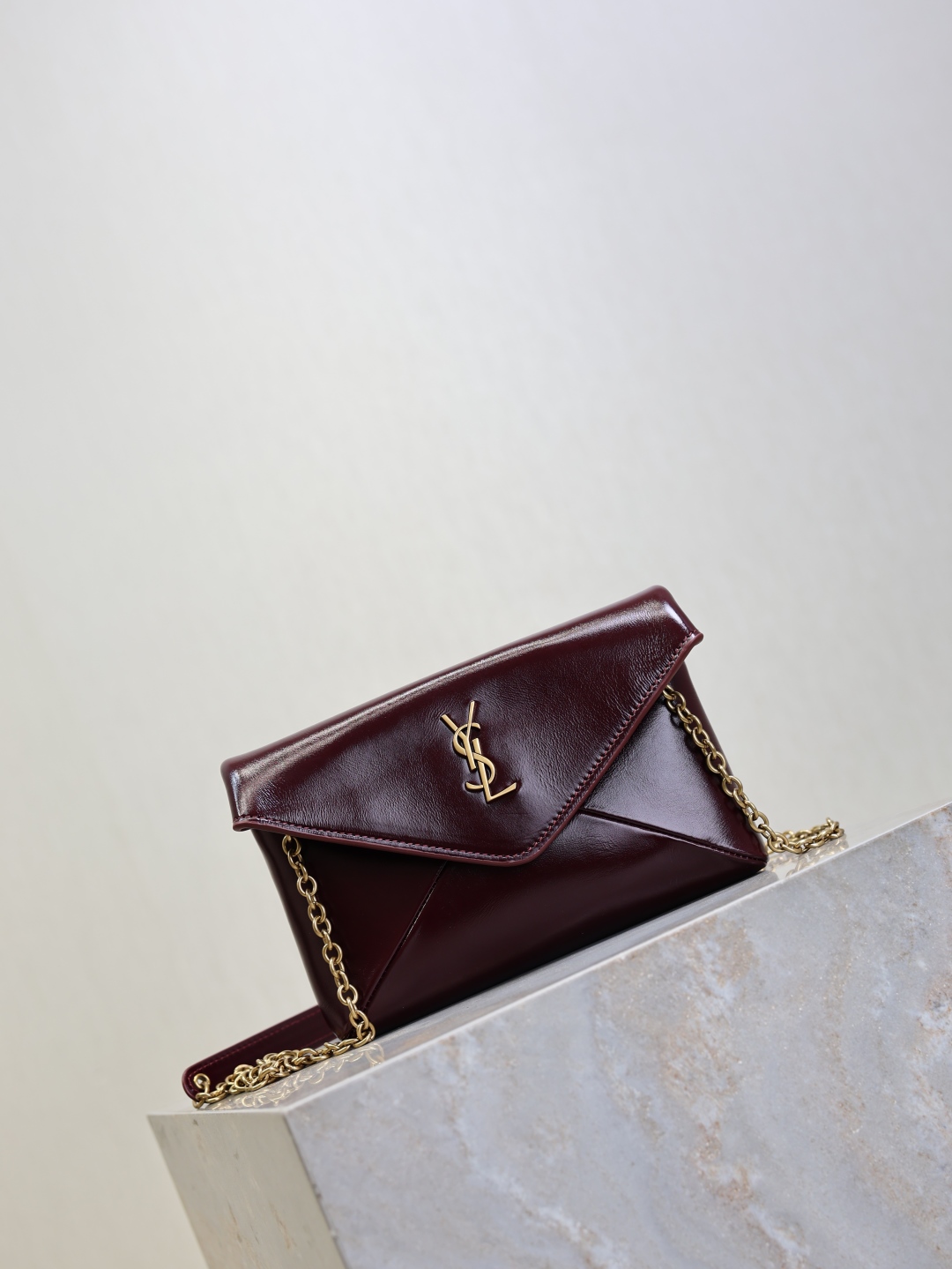 TOP Yves Saint Laurent YSL Calypso Bag Wax Leather 19×12×3cm - Dark Red