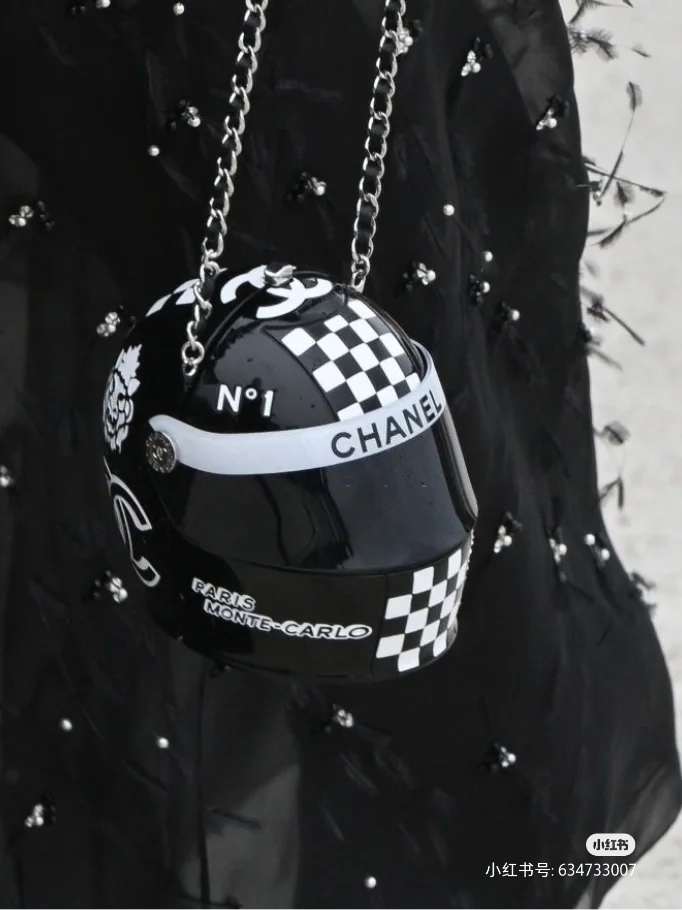 TOP CHANEL Mini Helmet Bag 23cm - 3 Color