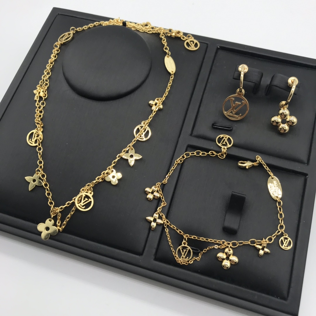 TOP Louis Vuitton LV Blossom Necklace Bracelet Earrings Set
