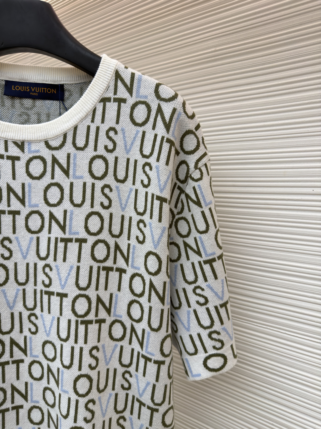 LOUIS VUITTON 满印字母毛织短袖