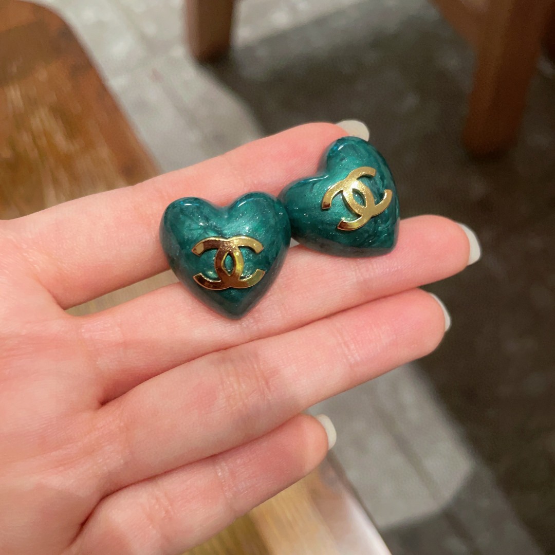 TOP CHANEL Heart Earrings- 3 Colors