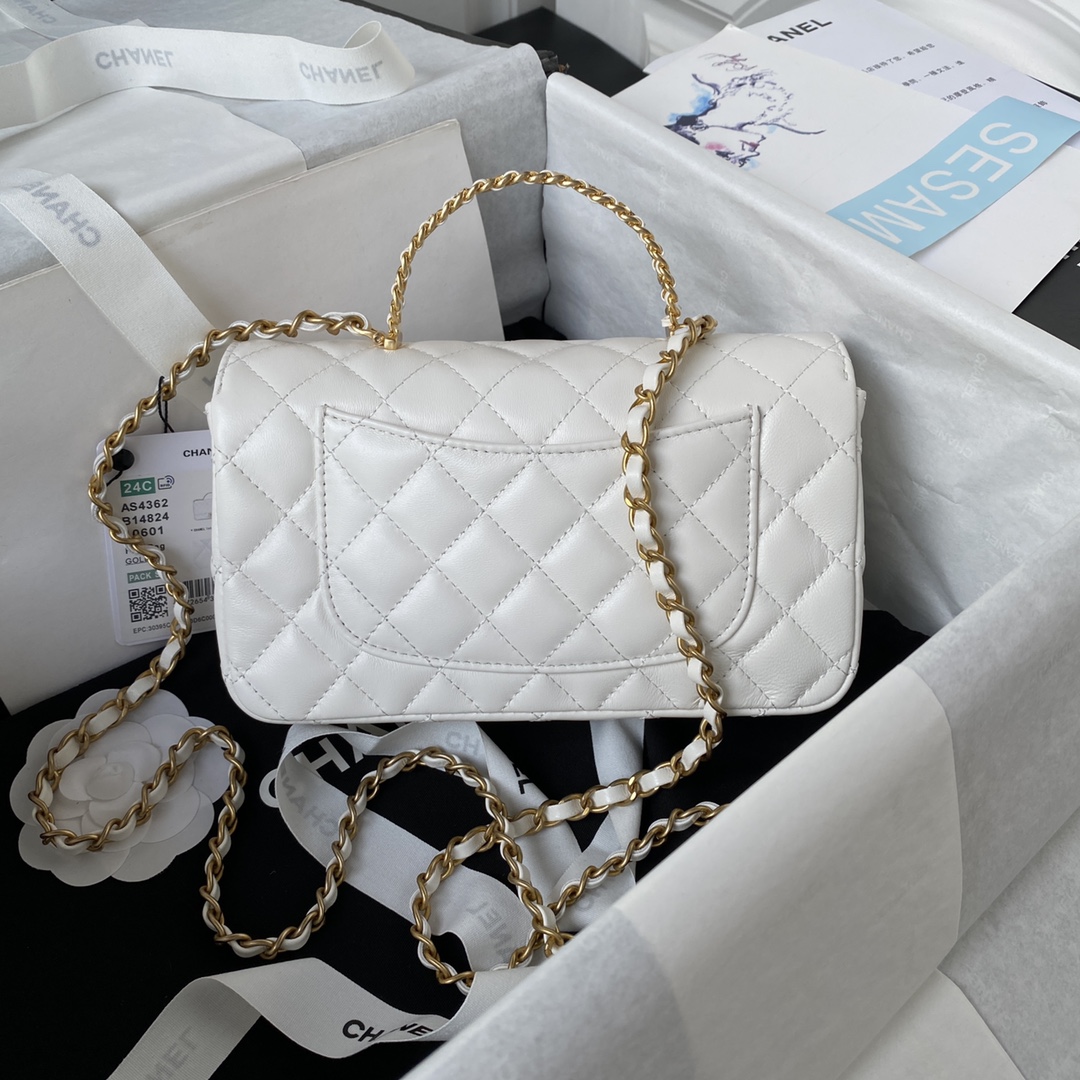 TOP CHANEL Diamond Letter Handle Flab Bag Lambskin 21cm - 4 Color