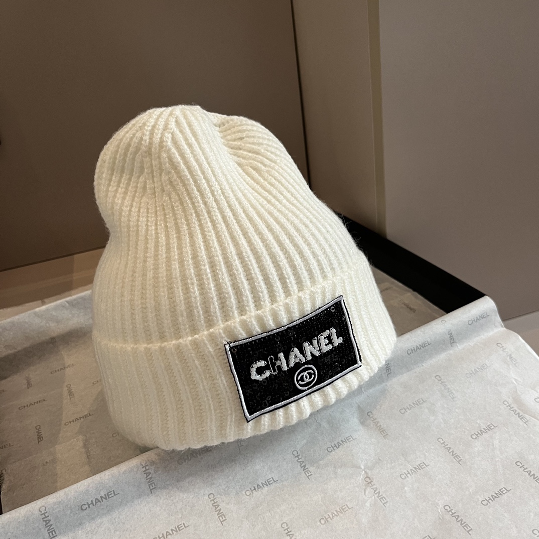 TOP CHANEL Knitted Woolen Hat - 2 Color
