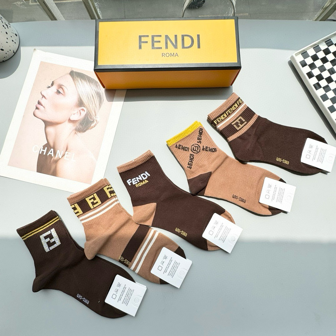 TOP FENDI Socks - 5 Pieces as a Set