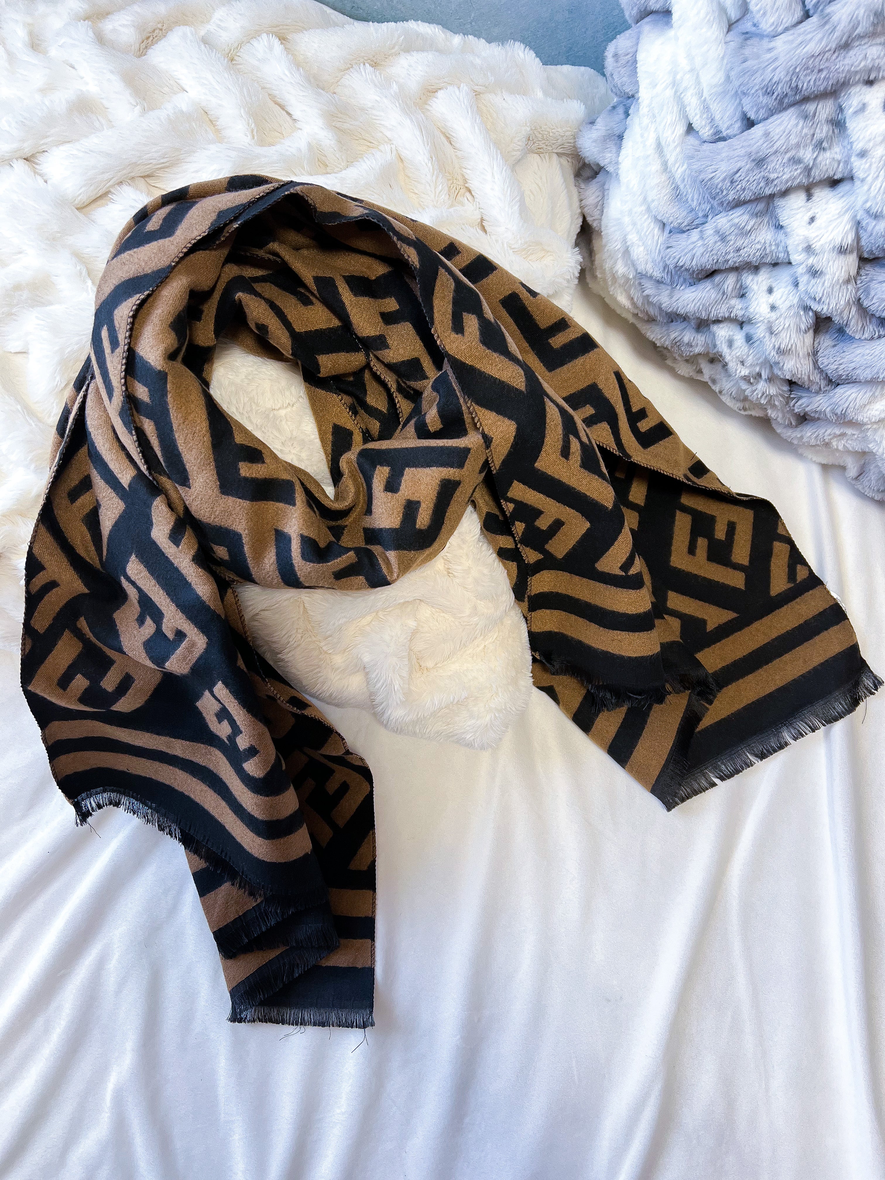 TOP FENDI FD Inspired Wool Scarf