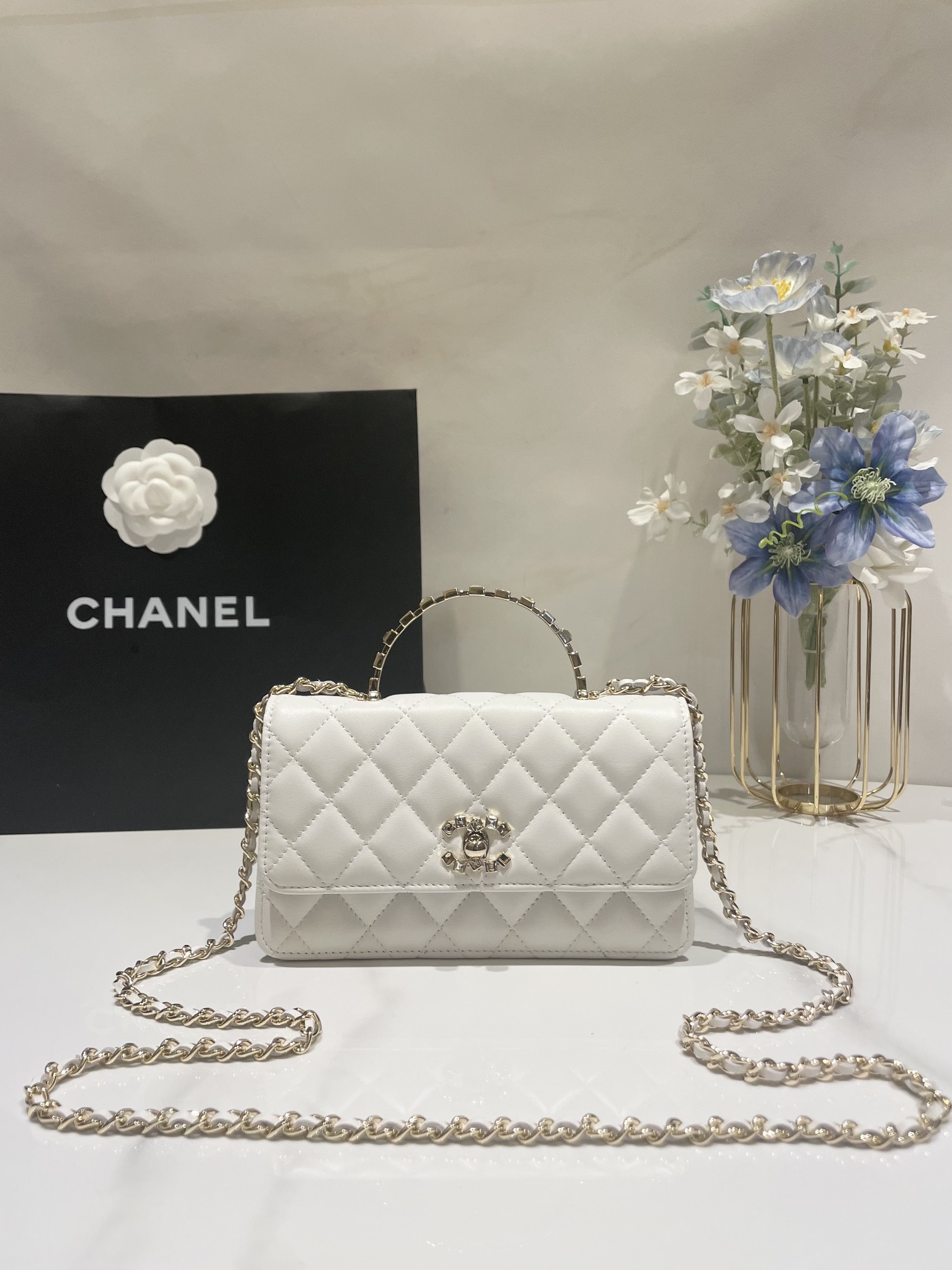 TOP CHANEL Flap Bag with Handle 18.5*11*6cm - 2 Colors