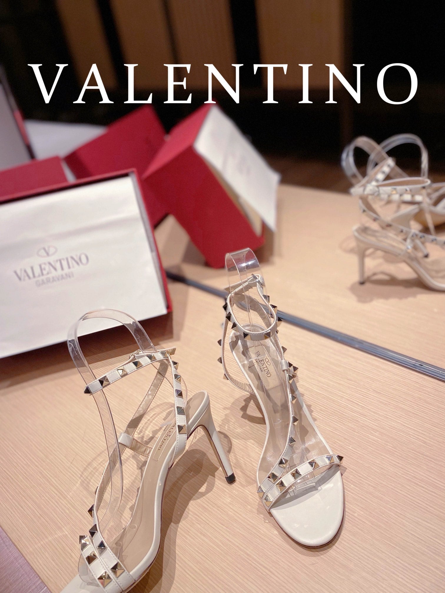 TOP VALENTINO  Rockstud Asymmetrical Slingback Sandals - White