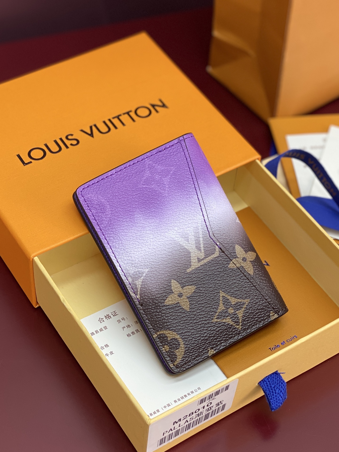 TOP Louis Vuitton LV Card Holder Pigment Gradient 11x1x7.5cm - 3 Color