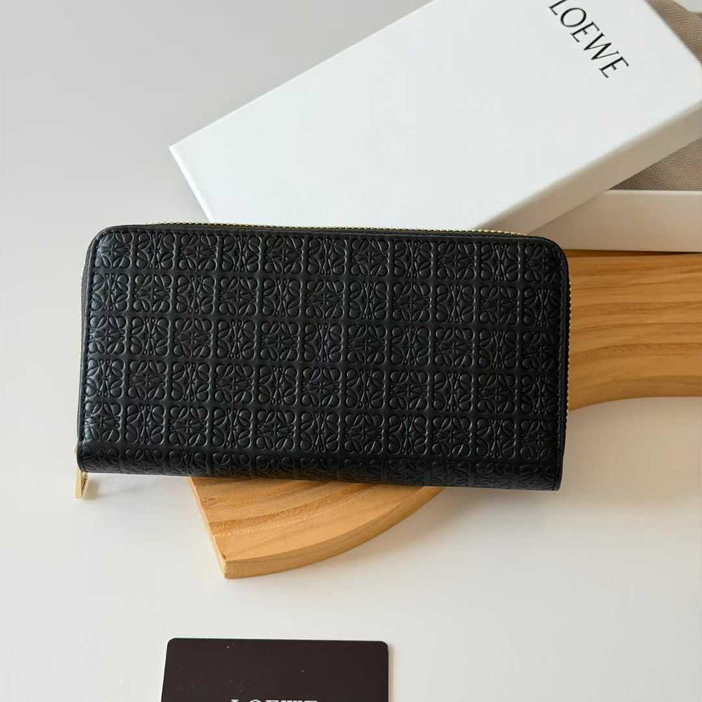LOEWE Anagram Leather Continental Wallet (Replica)