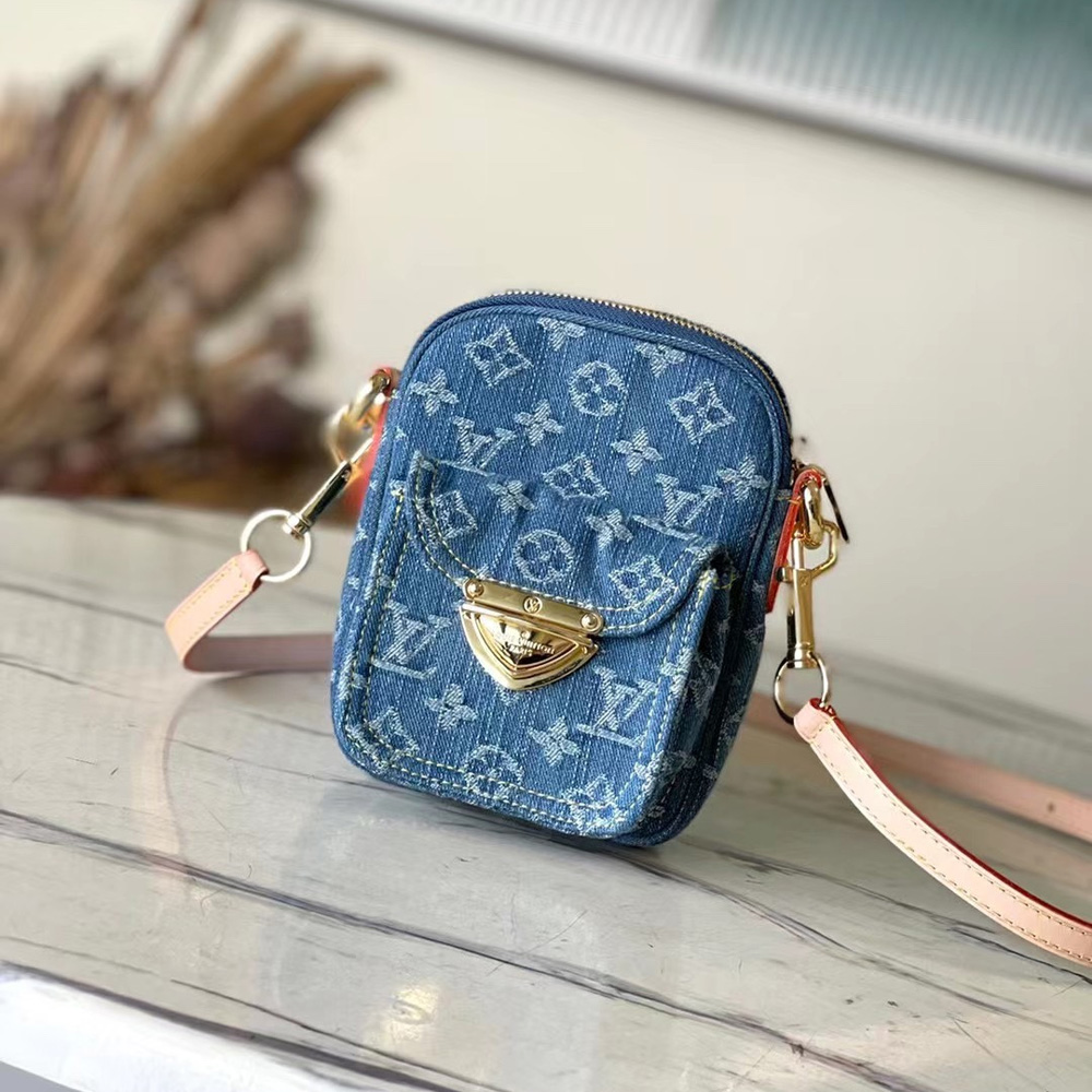 Louis Vuitton LV  Zippered Shoulder Crossbody Bag  M82948 Top quality (10A Mirror Version)