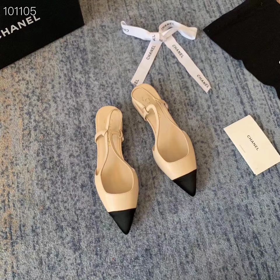 TOP CHANEL Two Tone Pointed Flats  - 2 Colours
