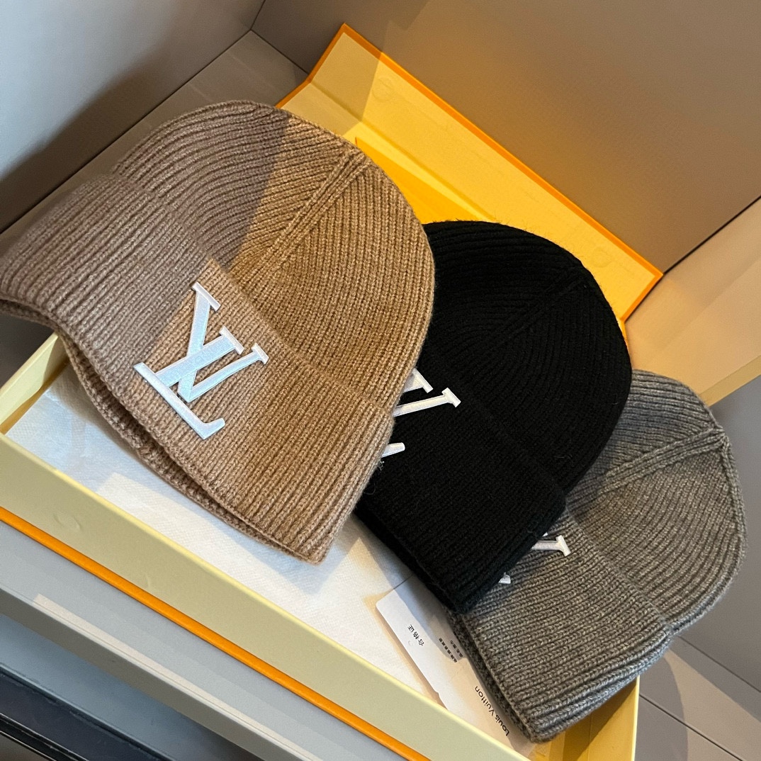 TOP Louis Vuitton LV Knitted Woolen Hat - 3 Colors