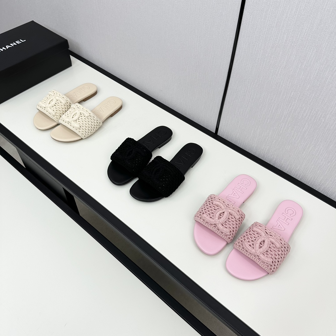 TOP CHANEL Flat Knitted Slippers - 3 Color